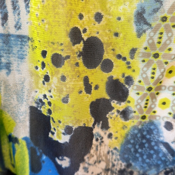 Zoe Designer Tunic - Picture 2 of 7